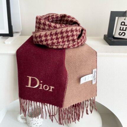 Dior scarf  Size: 32*180cm
