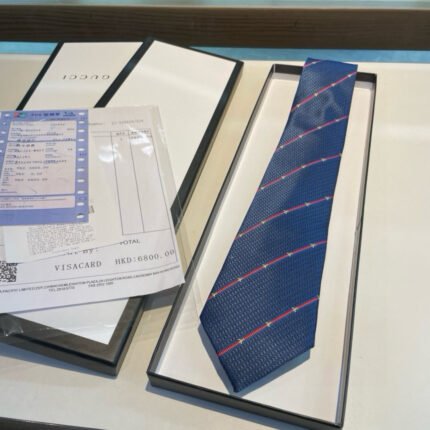 Men's tie series, this tie perfectly combines iconic features, 100% top-quality jacquard silk handmade customization; Width 7cm