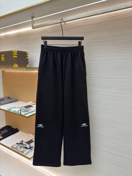 Balenciaga Letter-Embroidered Elastic-Waist Casual Trousers