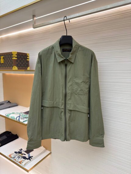 Louis Vuitton Camping-Style Long-Sleeve Jacket with Classic Collar and Side Slits