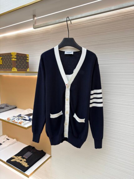 THOM BROWNE Reversible V-Neck Puppy Cardigan
