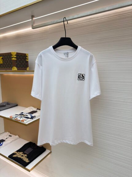 LOWE Animal-Embroidered Crewneck Short-Sleeve T-Shirt