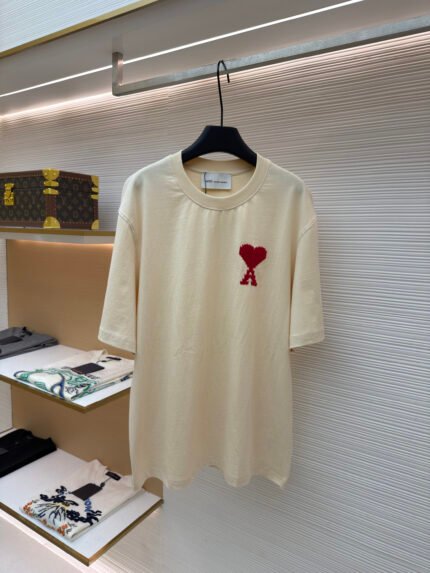 Ami Paris Heart-Embroidered Short-Sleeve Tee