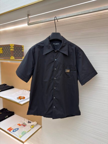 Dolce & Gabbana Short-Sleeved Shirt with Logo Plaque