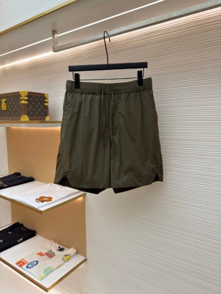 Canada Goose Badge Quick-Dry Shorts