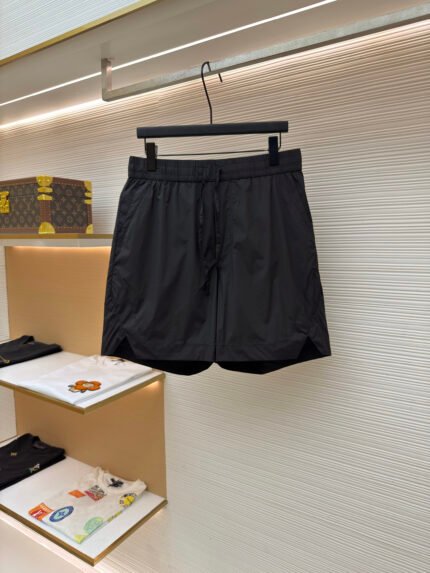 Canada Goose Badge Quick-Dry Shorts