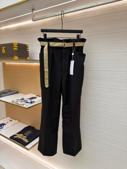 Maison Margiela Straight-Leg Casual Trousers with Exposed Stitching