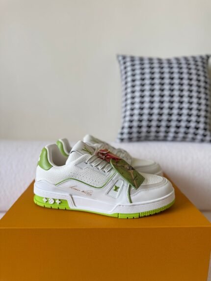 LOUIS VUITTON TRAINER SNEAKERS