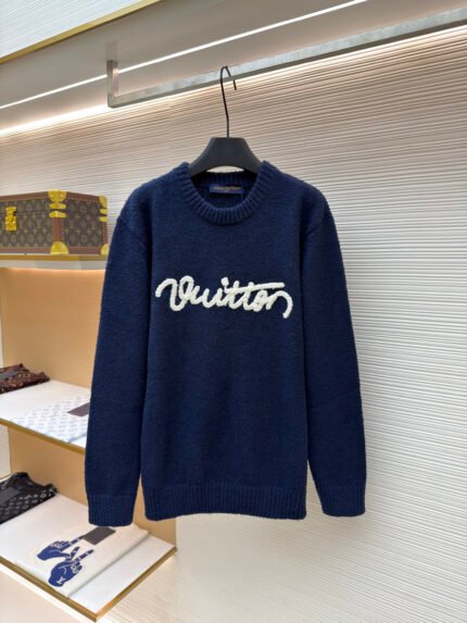 LOUIS VUITTON Wool Knit Pullover with Letter Embroidery
