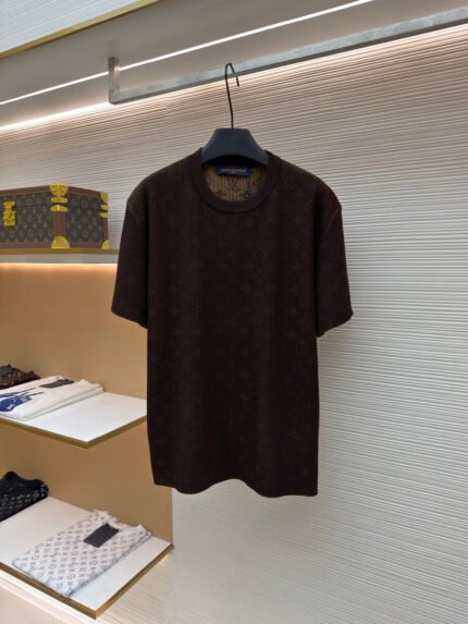 LOUIS VUITTON Reversible Jacquard Knit T-Shirt (Intricate Craftsmanship)