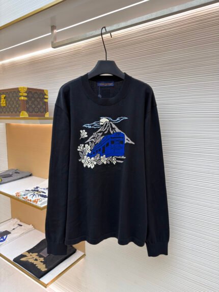 LOUIS VUITTON Embroidered Volcano Intarsia Long-Sleeve Knit Sweater