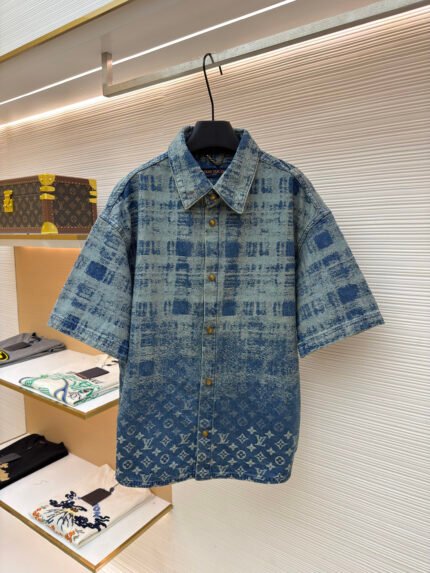 LOUIS VUITTON Monogram-Check Gradient Jacquard Denim Short-Sleeved Shirt