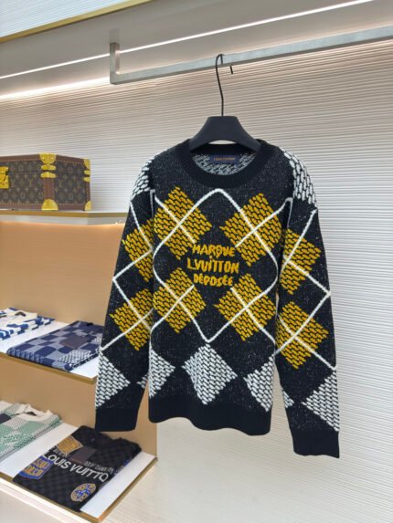 LOUIS VUITTON checkered square knit sweater
