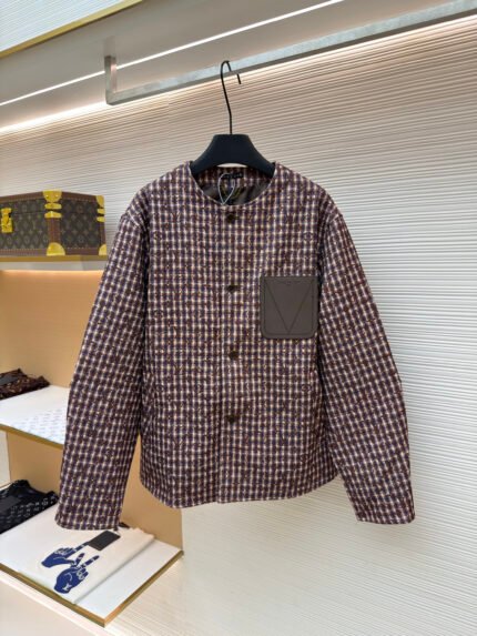 LOUIS VUITTON Chic Collarless Tweed Jacket